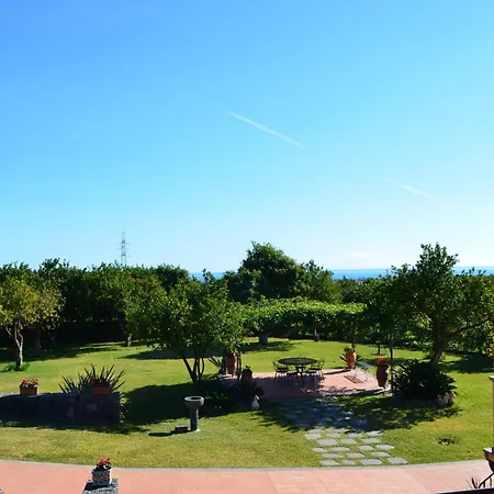 Bed & Breakfast Feudogrande Bio Relais 3*
