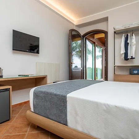 Feudogrande Bio Relais 3* Fiumefreddo di Sicilia
