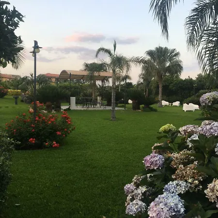 Feudogrande Bio Relais Bed & Breakfast 3*